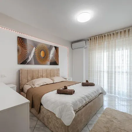 Apartment Aria Beachfront Residences